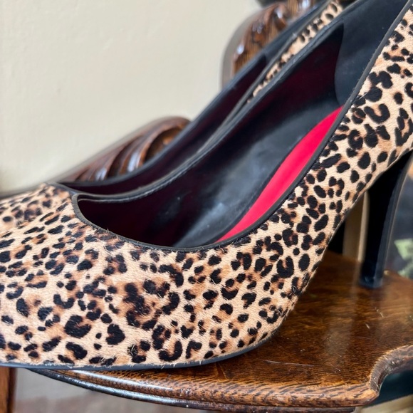 Nine West| Tan Leopard Print Calf Hair 4” Heels Sz 9.5 - Picture 3 of 6
